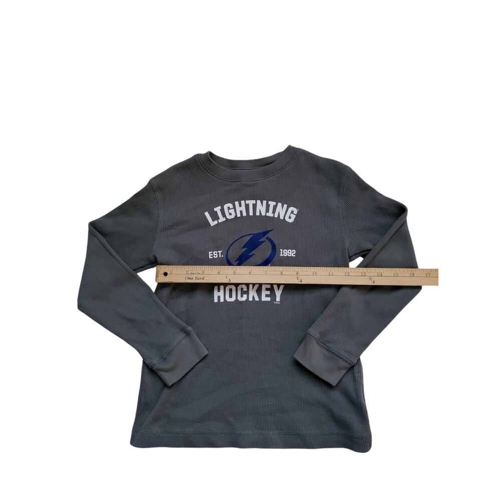 NHL tampa Bay lightening long sleeve shirt boys size S 6-7